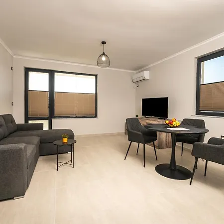 комплекс стадиона * Velingrad